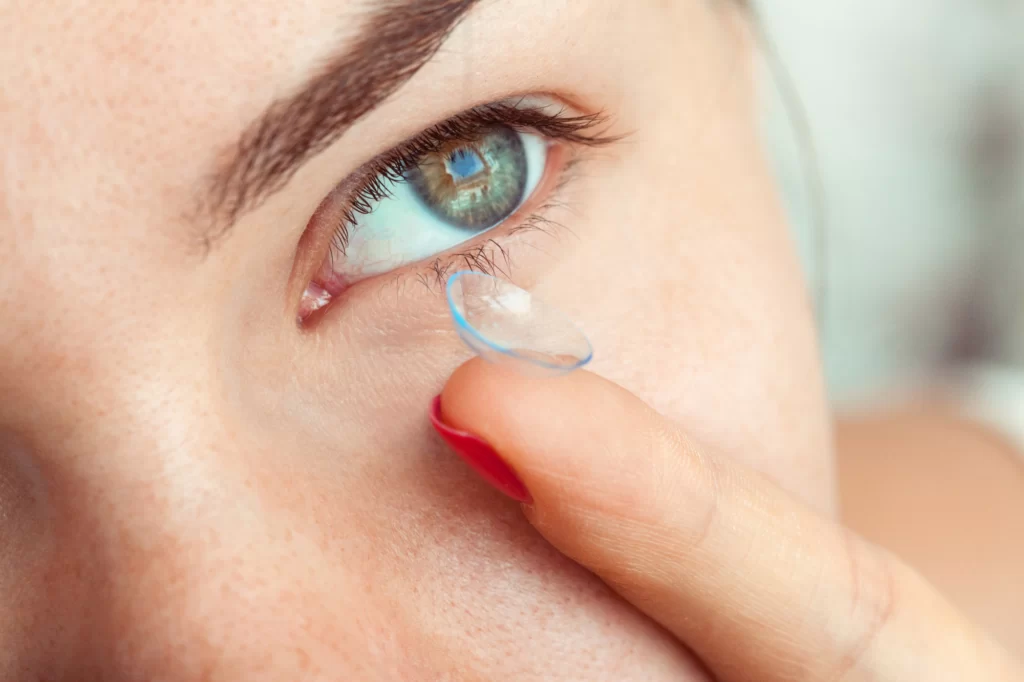 Can You Wear Contacts with Dry Eyes?