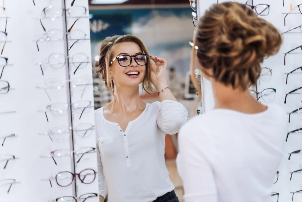 Myopia Management for Adults: Choose The Right Eyewear