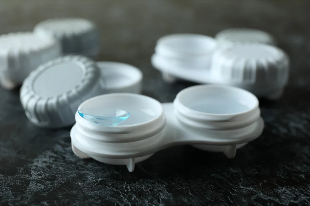 How to Clean Your Contact Lenses?